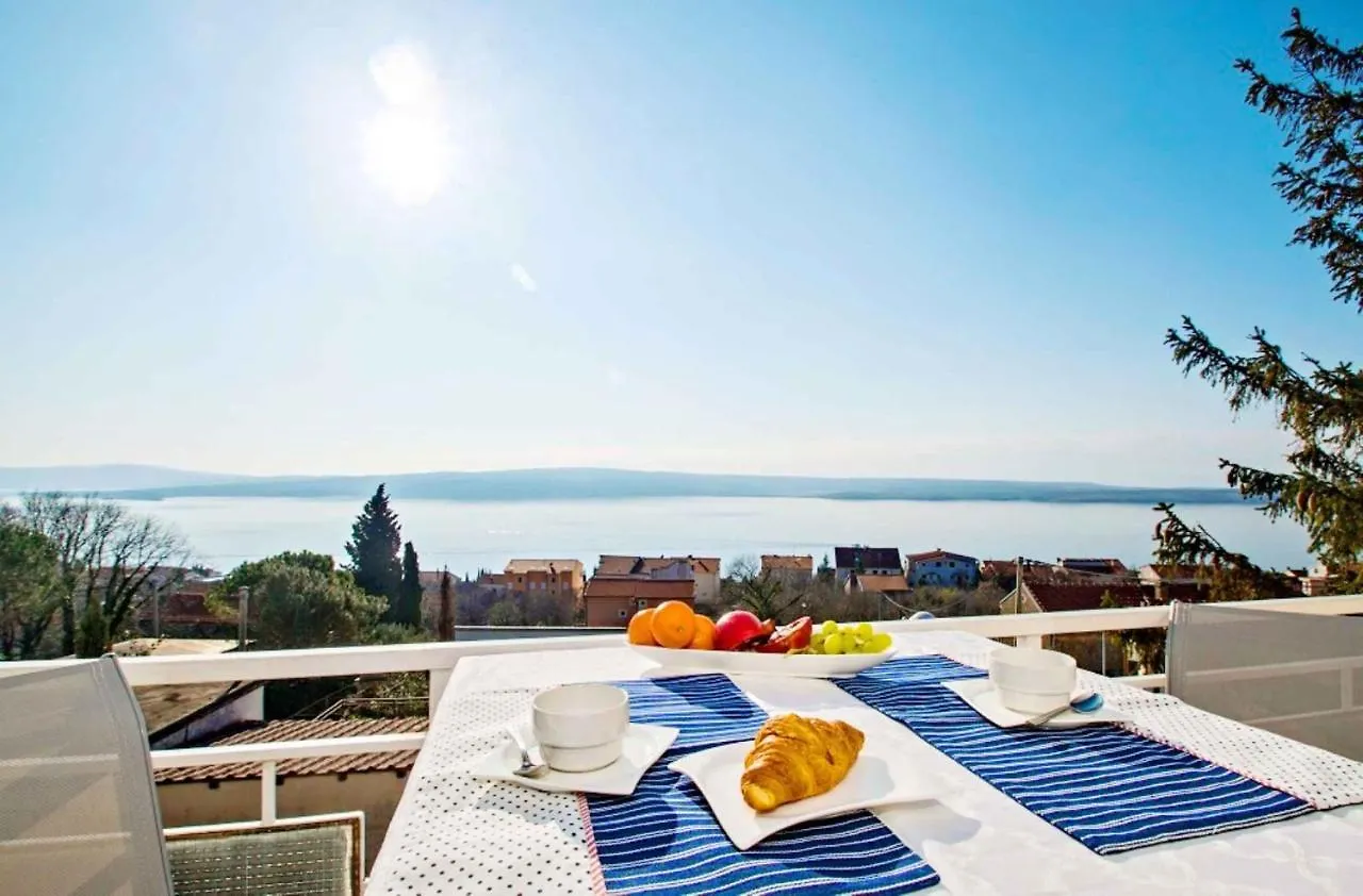 Apartments In Dramalj 39505