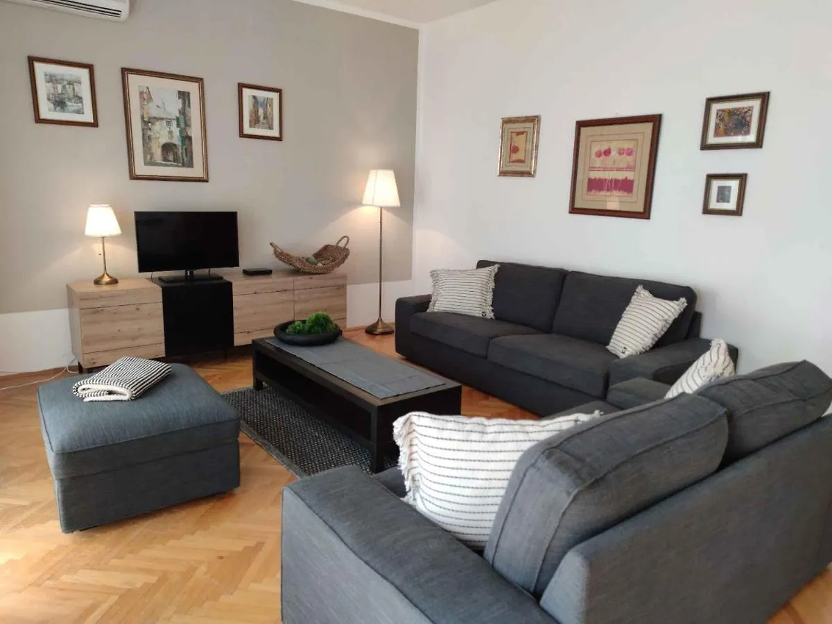 Apartments In Dramalj 39505