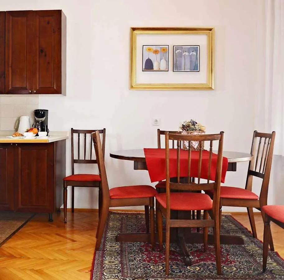 Apartments In Dramalj 39505 Croatia