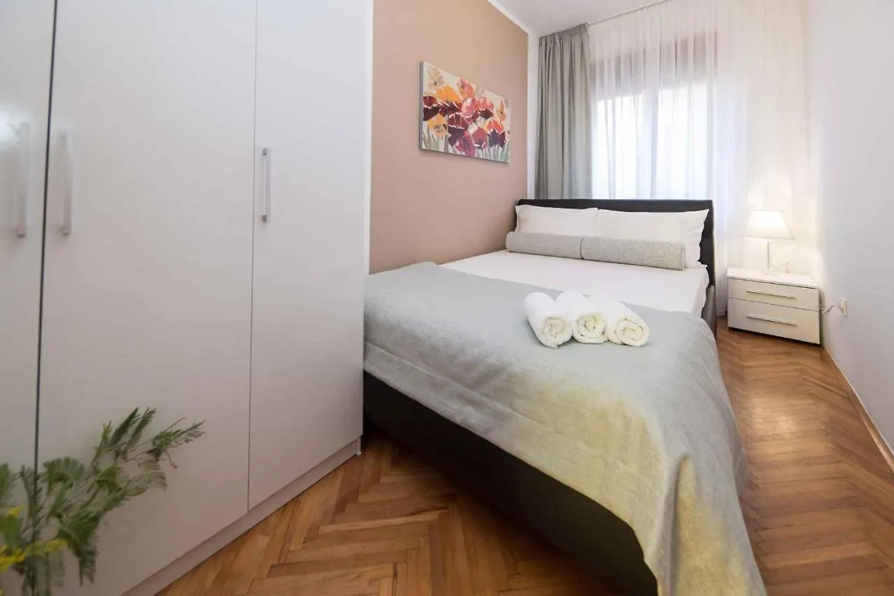 Apartments In Dramalj 39505